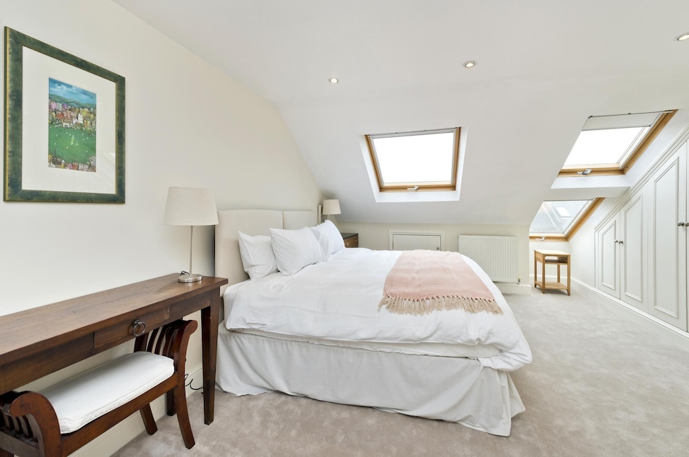 Family Home near Clapham Common