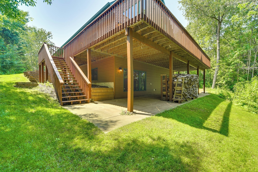 Private Boat Dock: Lake Wapogasset Retreat!