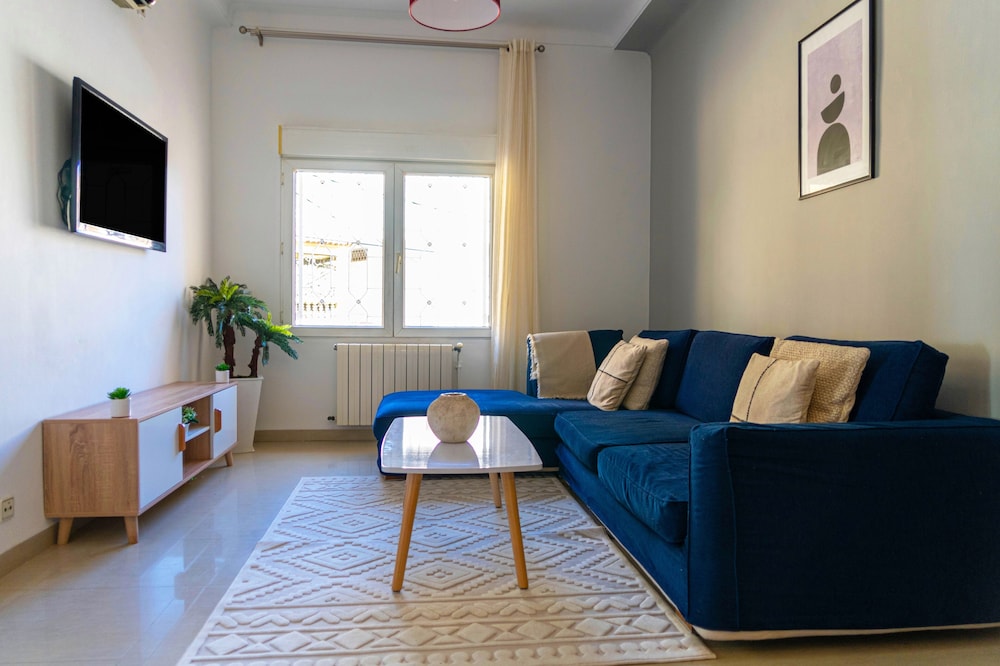 Charmant Appartement au Cœur d'Hydra