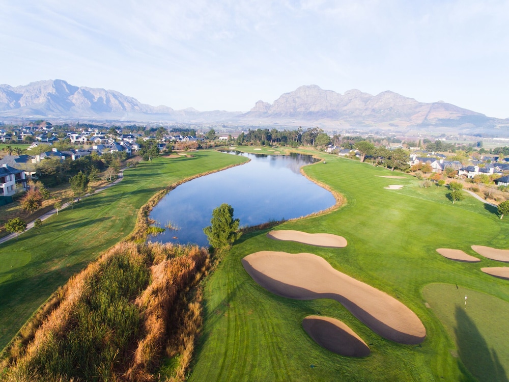 Valley Golf Lodges view 3