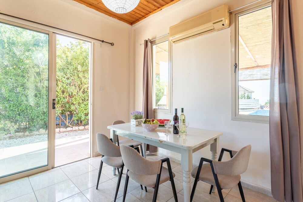 Villa Archimedes in Peyia