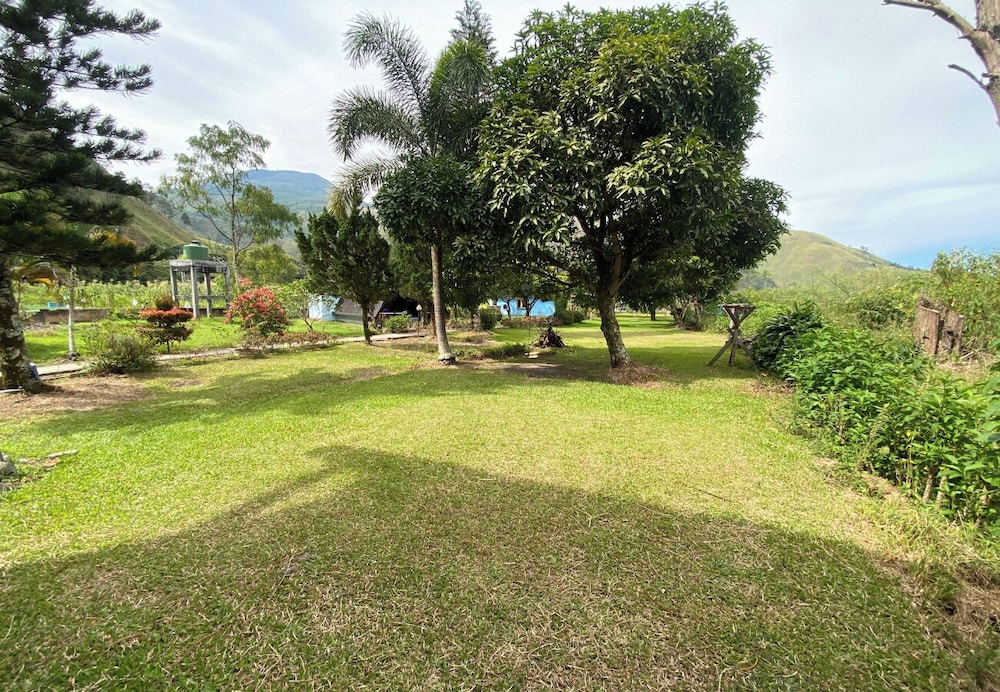 Roman Sinasi Hotel