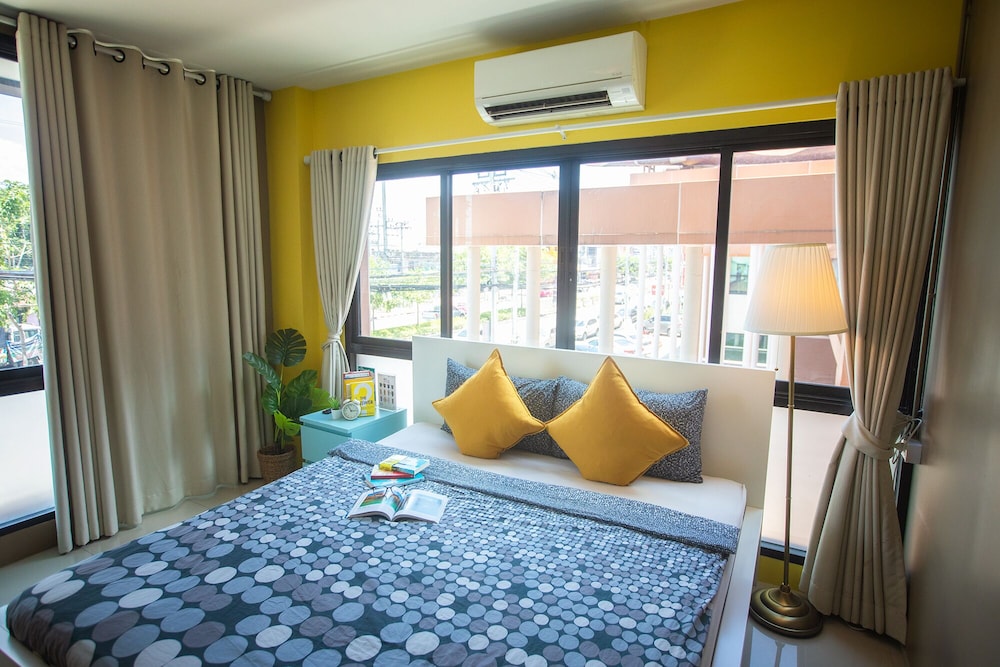 ZZZ Hostel - Don Mueang Airport