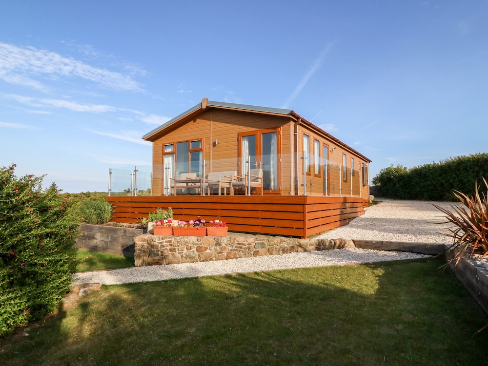 Sunstone Lodge