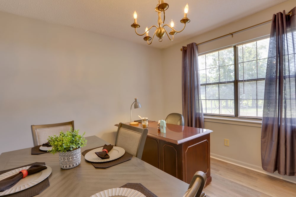 Pet-friendly Slocomb Vacation Rental w/ Sunroom! - Property Image 11