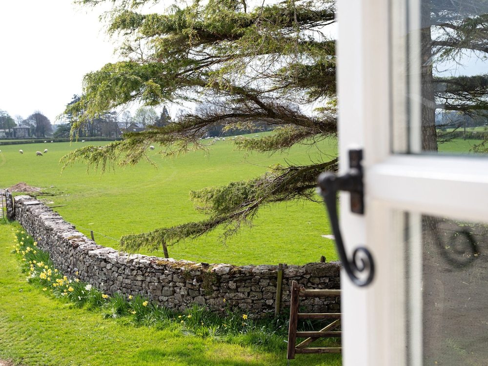 Longlands Farm Cottage
