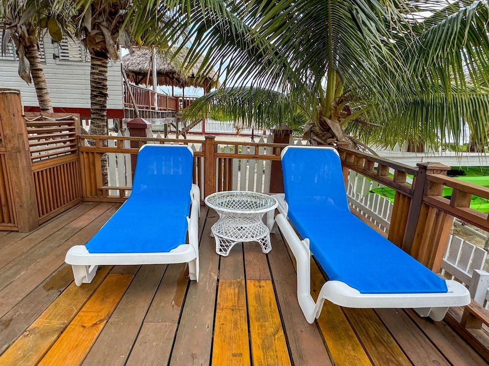 La Perla Azul Beach House