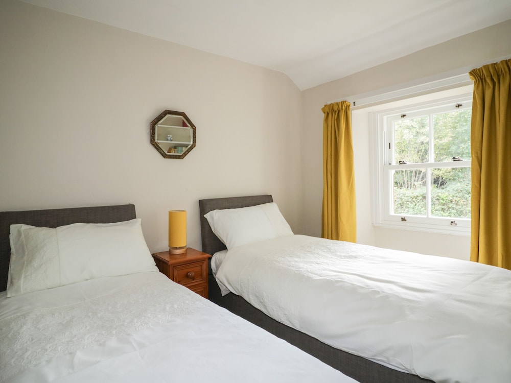 Fell Foot