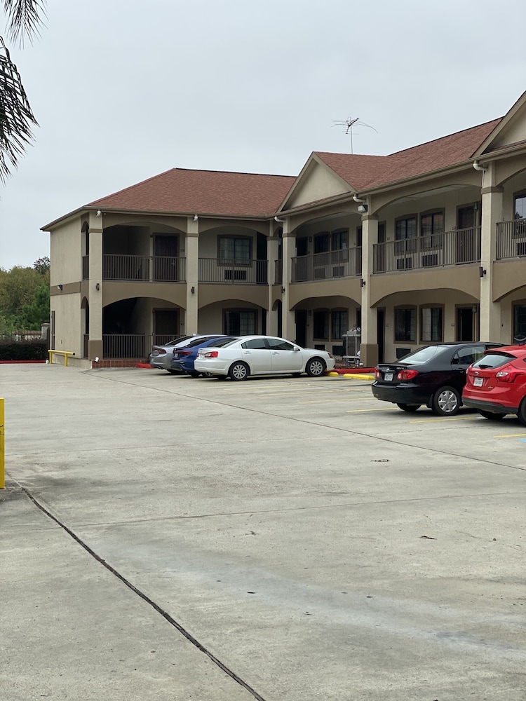 Lotus Inn