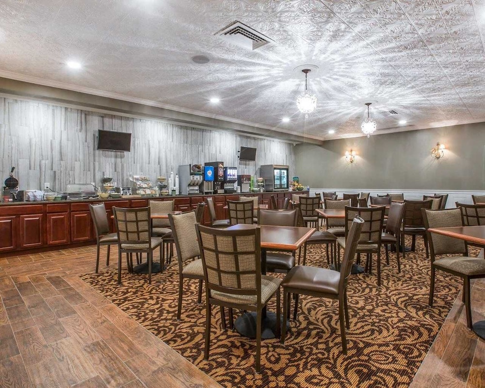 St. Lawrence Hotel
