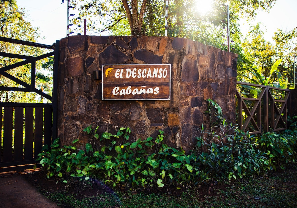 El Descanso Iguazú by DOT Cabana