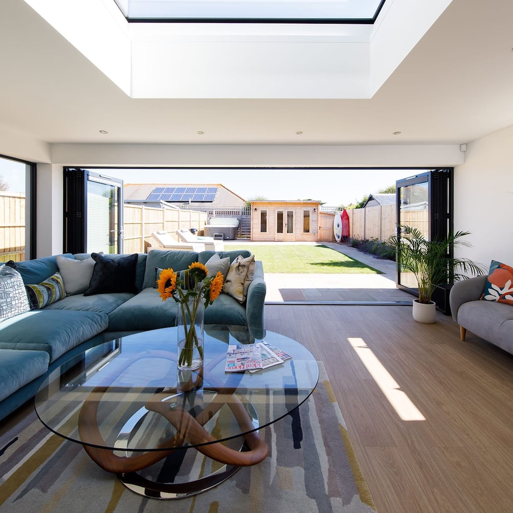 Luxury Designer Coastal Home for 10 With hot tub view 2