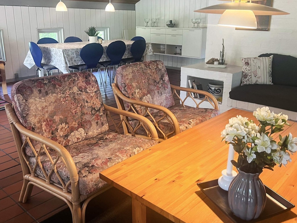 6 Person Holiday Home in Jerup