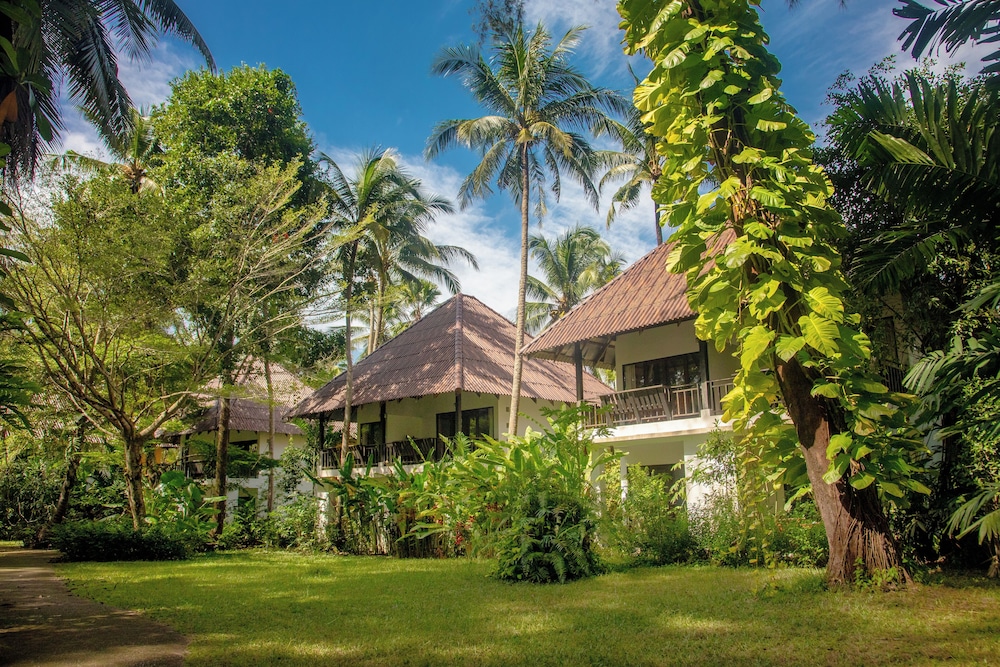 Hotel Haadson Resort - Image 1