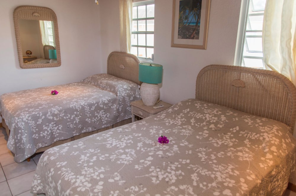 HBK Villa Rentals at Jolly Harbour