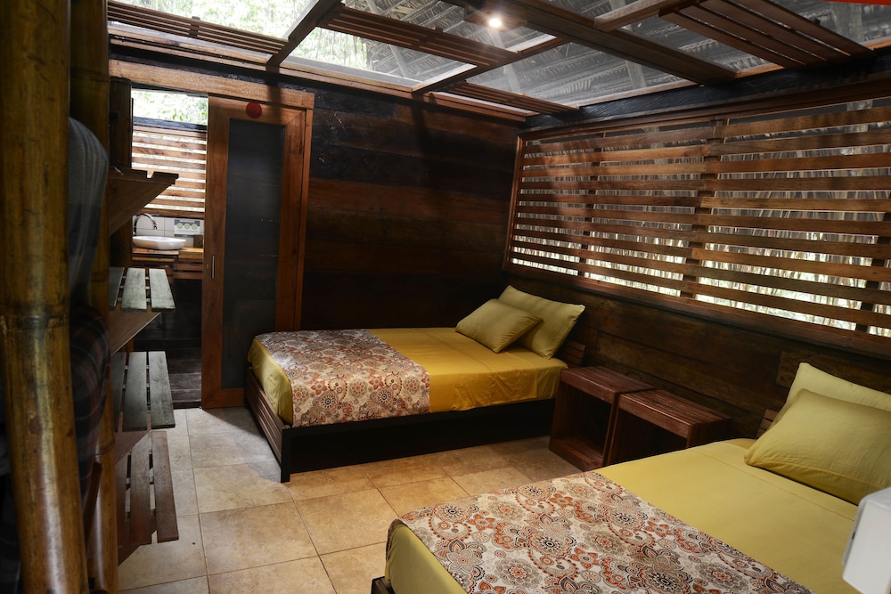 Jamu Lodge