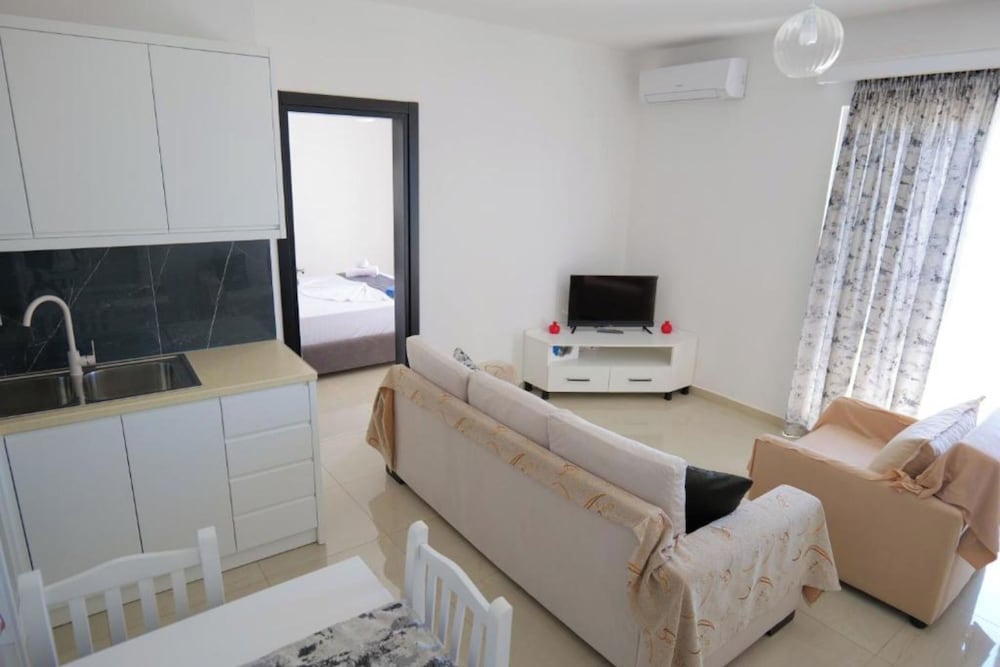 Vila Xhafa