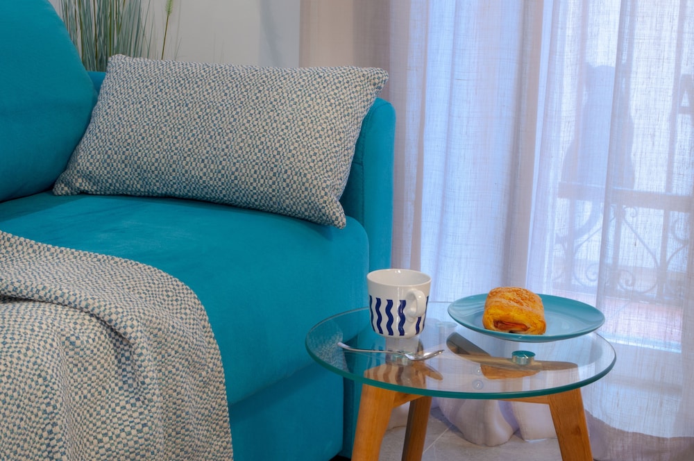 ABAL Apartments - Barrio