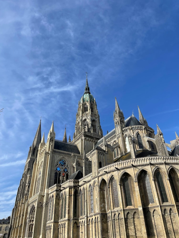 Apartment in Bayeux Near D-day Beaches