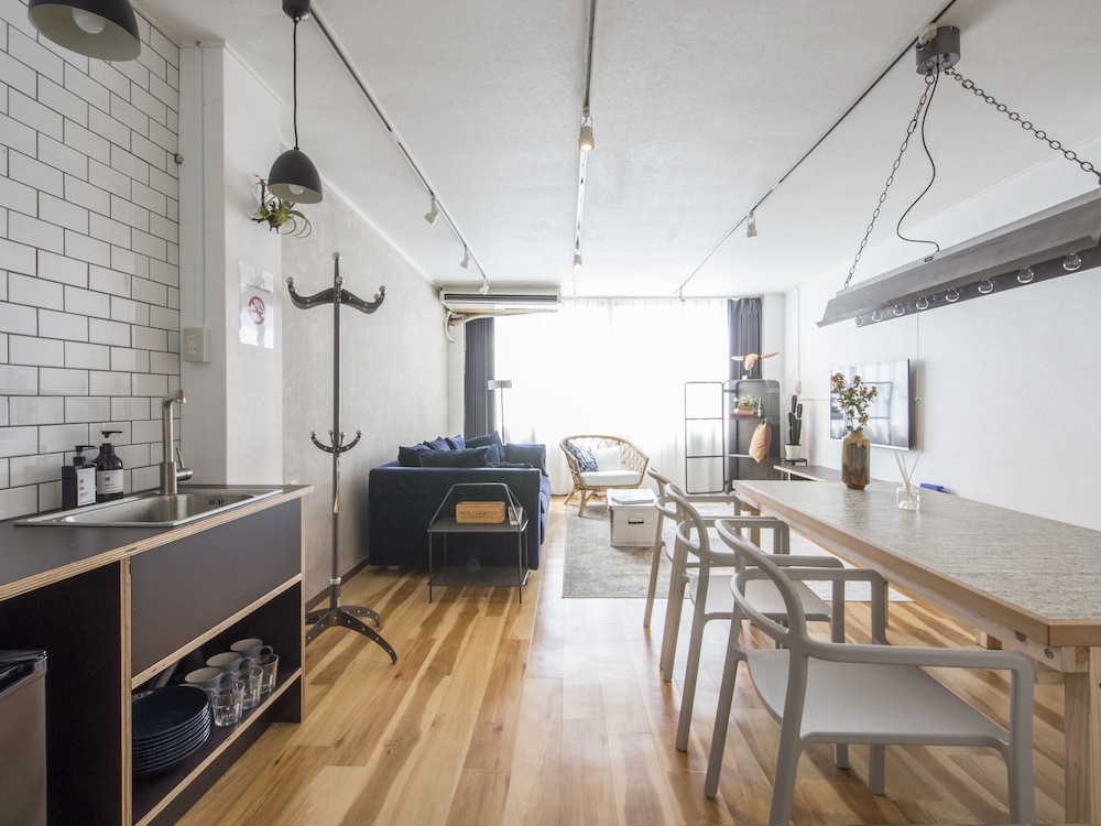 nid NAMBA Station House
