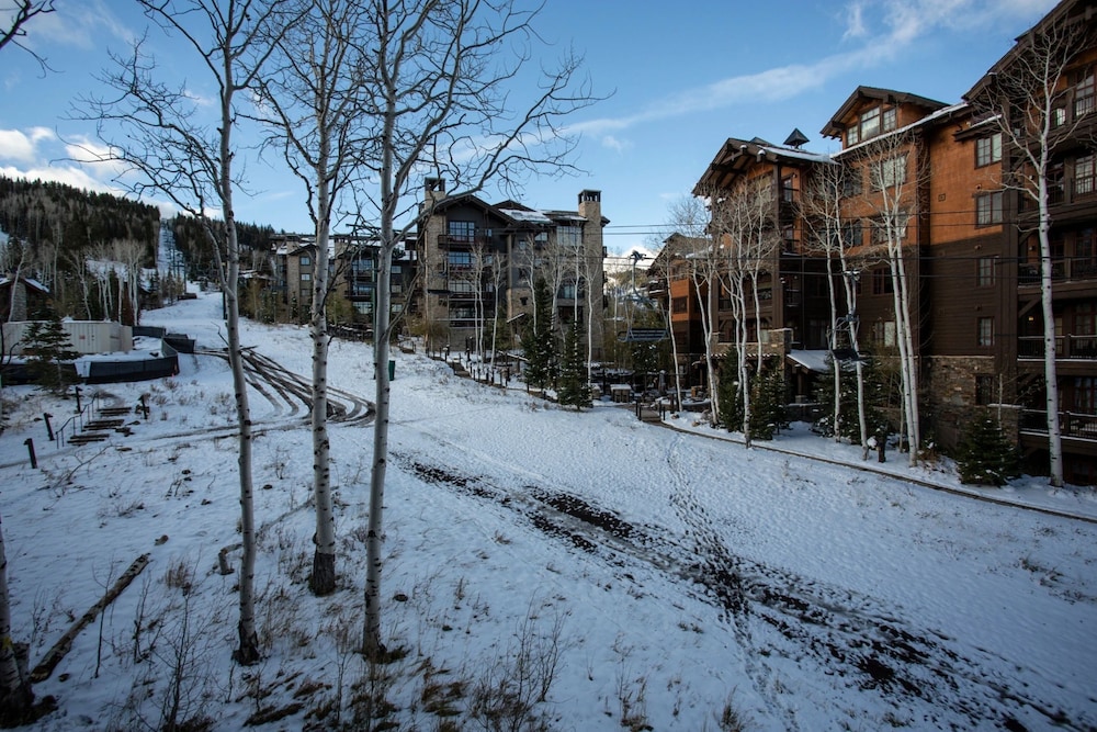 Shooting Star Lodge at Deer Valley Resort - Three Bedroom Residence #206 3 Condo