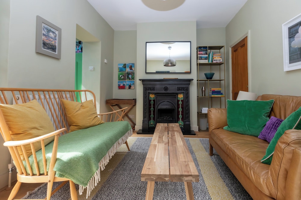 Beautiful & Cosy 2BD House - Southwark