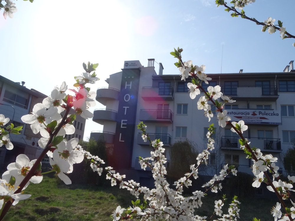 POLECZKI RESIDENCE APARTMENTS