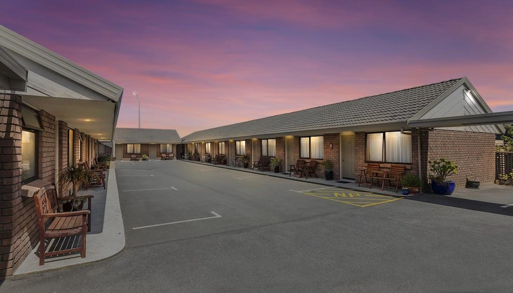 Foreshore Motor Lodge