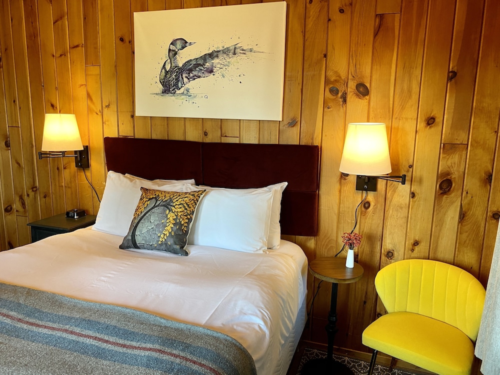 Cascade Lodge