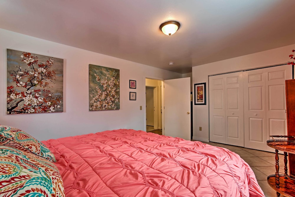 Juneau Vacations - Expansive Getaway  2 Miles to Mendenhall Glacier! - Property Image 34