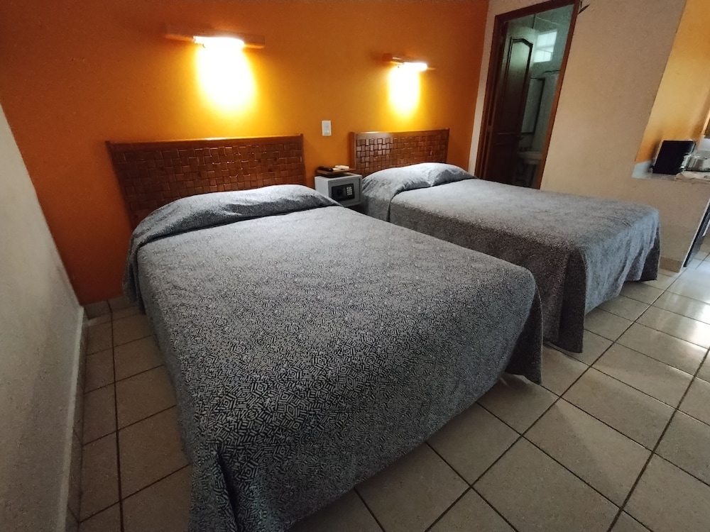 Hotel Los Ciruelos - Property Image 20