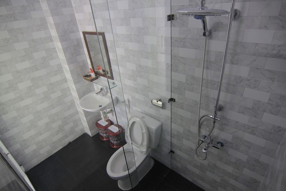 Chau Plus Homestay