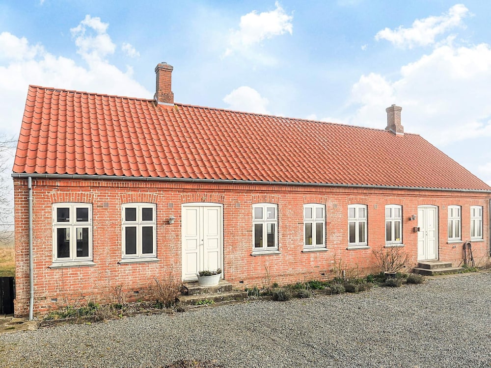 8 Person Holiday Home in Roslev