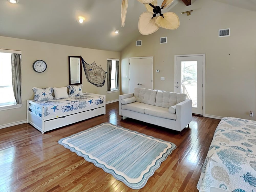 Casita Del Mar by Miss Kitty’s