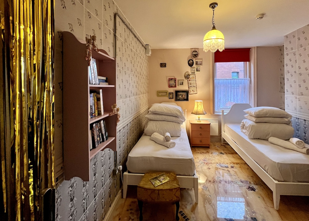 Art Hostel