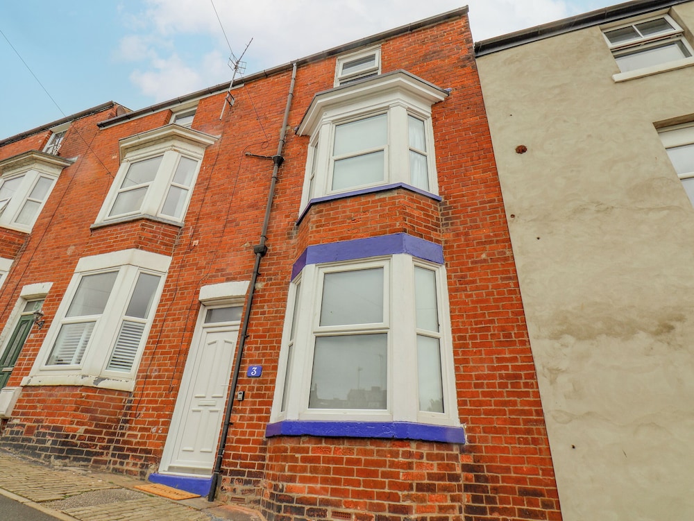 3 Auborough Street