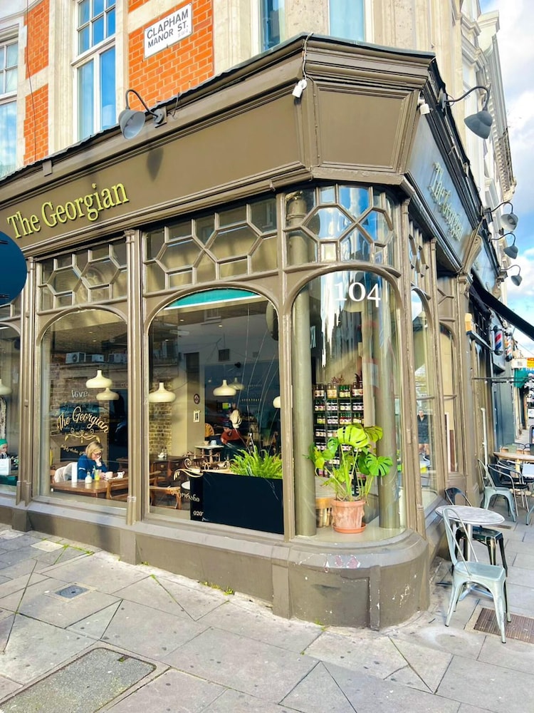 restaurant