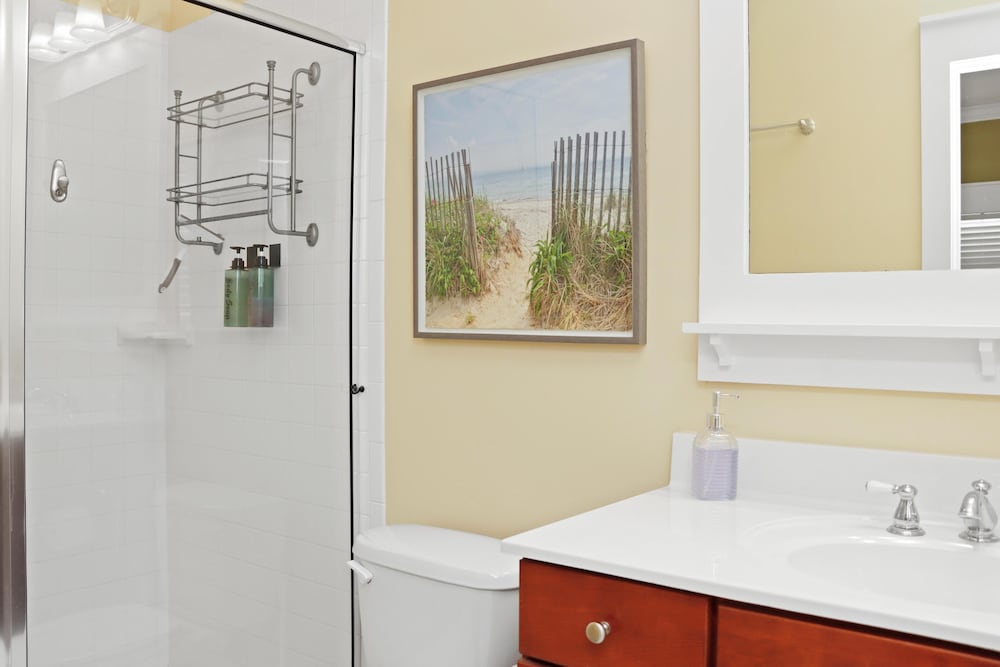Barefoot Cottage B49 - Seabbatical