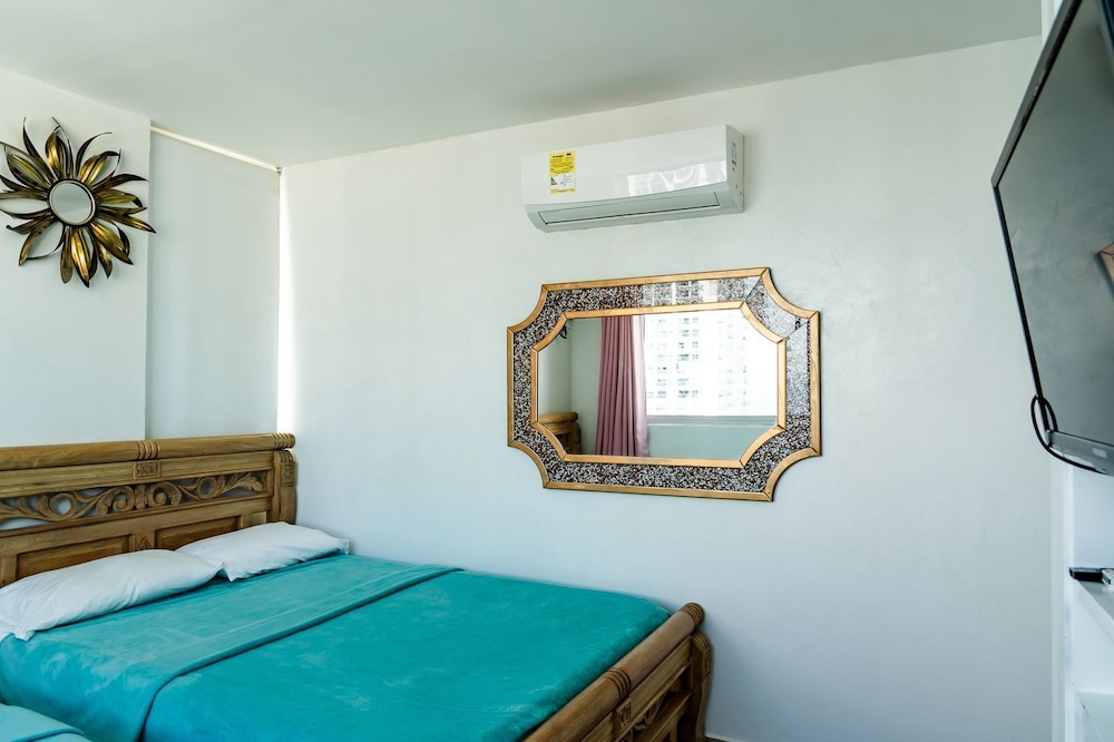 SeaView FrontBeach Apartments