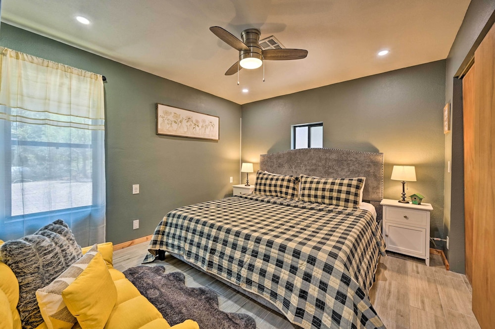 Payson Vacations - Cabin in Tonto National Forest: Deck  Views! - Property Image 5