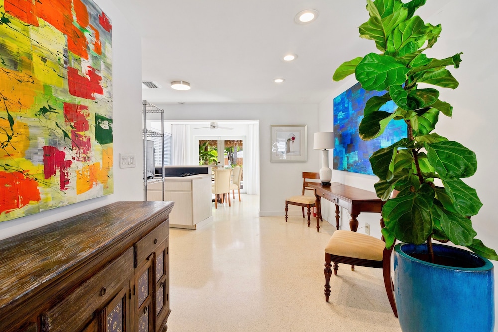 Fabulous Private Oasis With Lgbtq Resort Access