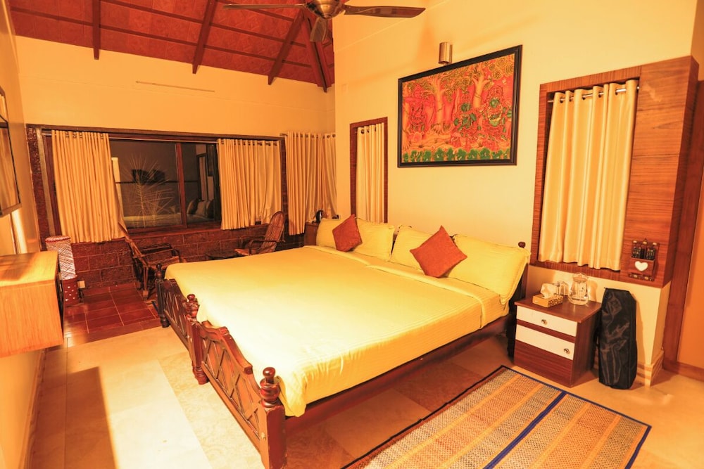 Neelambari Ecotourism Thrissur Aratupuzh