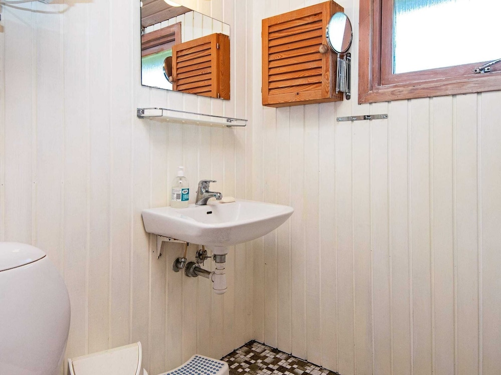 6 Person Holiday Home in Glesborg-by Traum