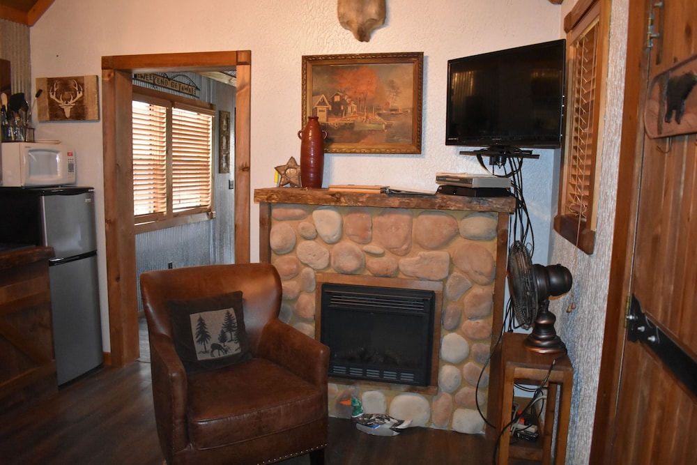 Bear Creek Lodge Cabin Resort