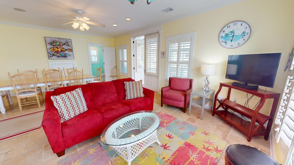 15 17th Street by Tybee Vacation Rentals