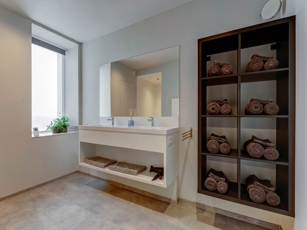 Holiday Home in Roesbrugge With Sauna view 5
