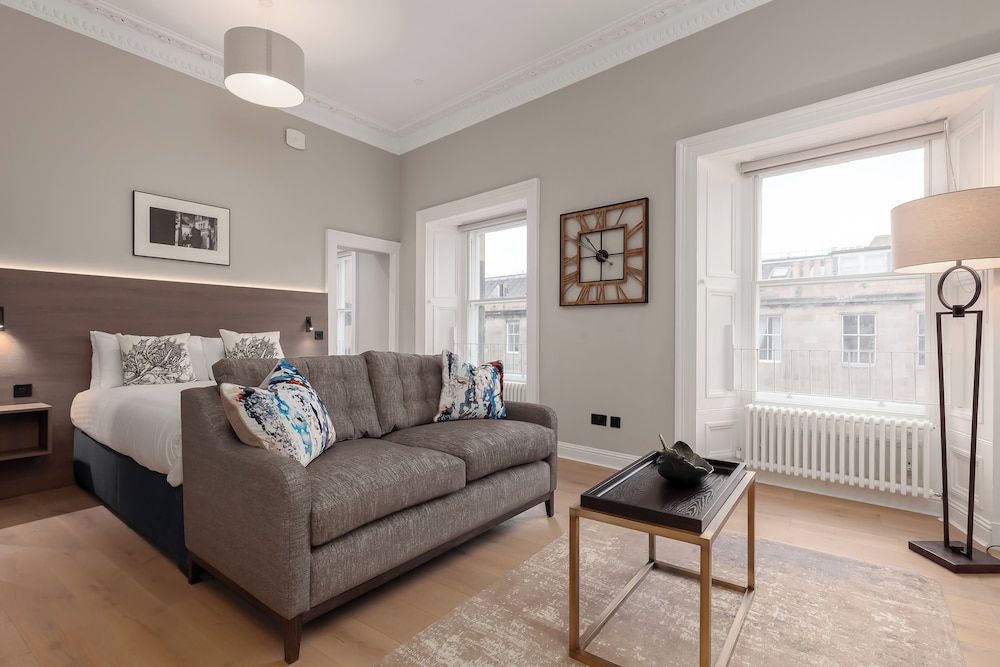 Destiny Scotland George IV Apartments