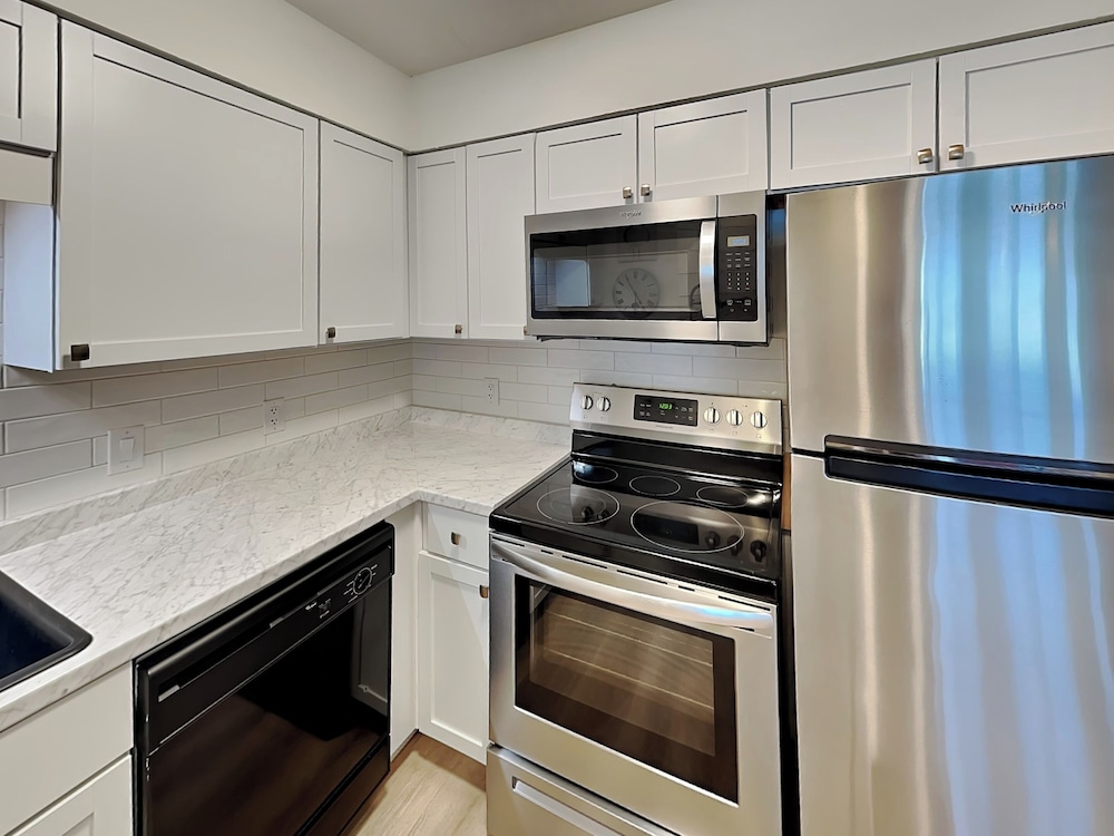 Fantasea Cove by Silver Sands Vacation Rentals