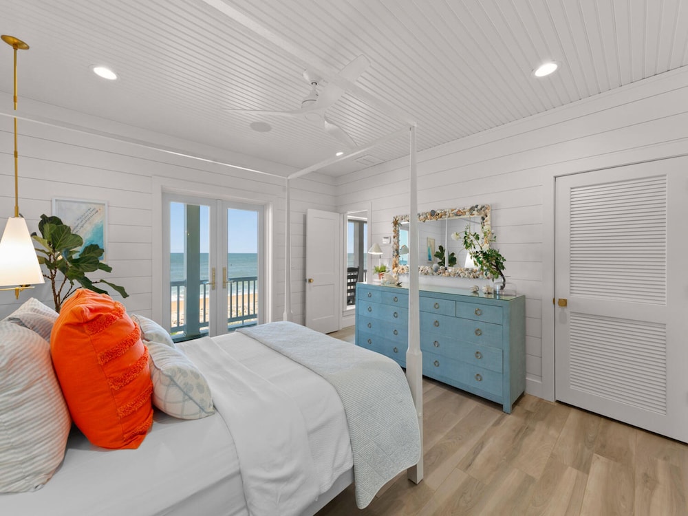 Ocean Paradise by Distinctive Beach Rentals