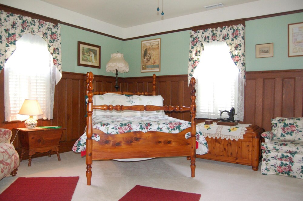 Mountain Laurel Inn
